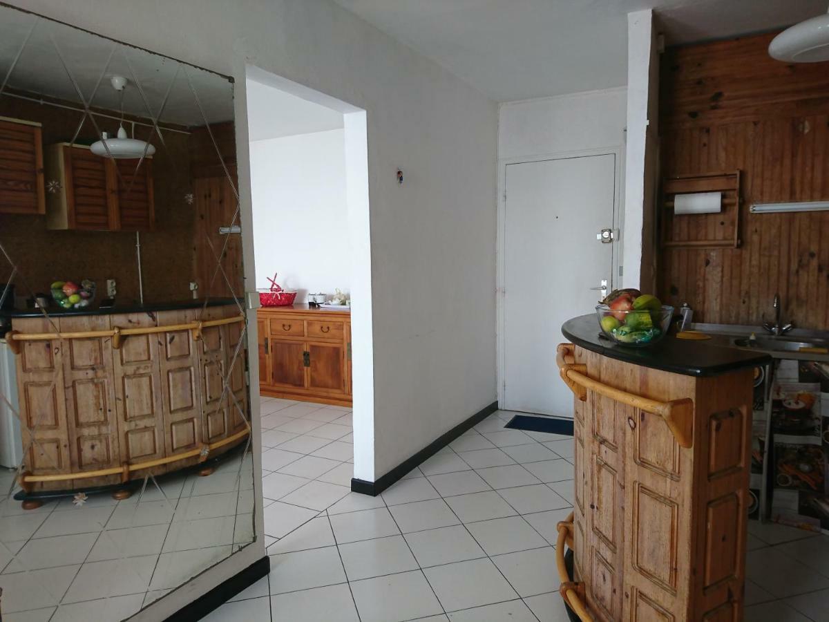 Tour Faidherbe 4 Résidence Des îles Couette-café Pointe-à-Pitre
